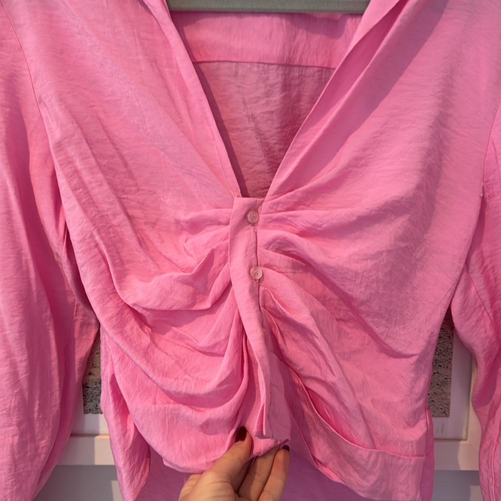 Zara Rouched Button Down. Size Small - image 2